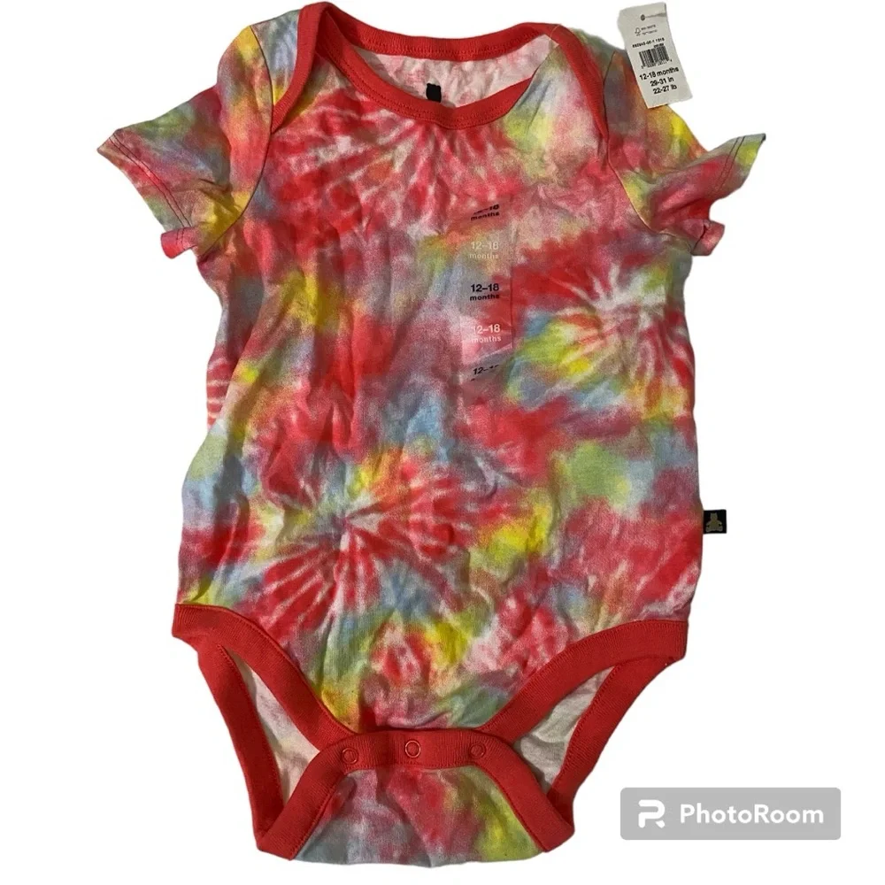 GAP Tie-Dye One-Piece Bodysuit. Bought this for grandson. More pink than red.